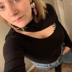 Onlyfans leaks ashh_milf 

 profile picture