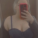 Profile picture of blondieebabe21