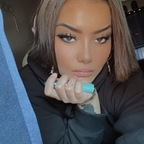 Leah Banks 💋 (@savvgeinbed) Leaked OnlyFans 

 profile picture