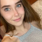 Profile picture of youngkaryna